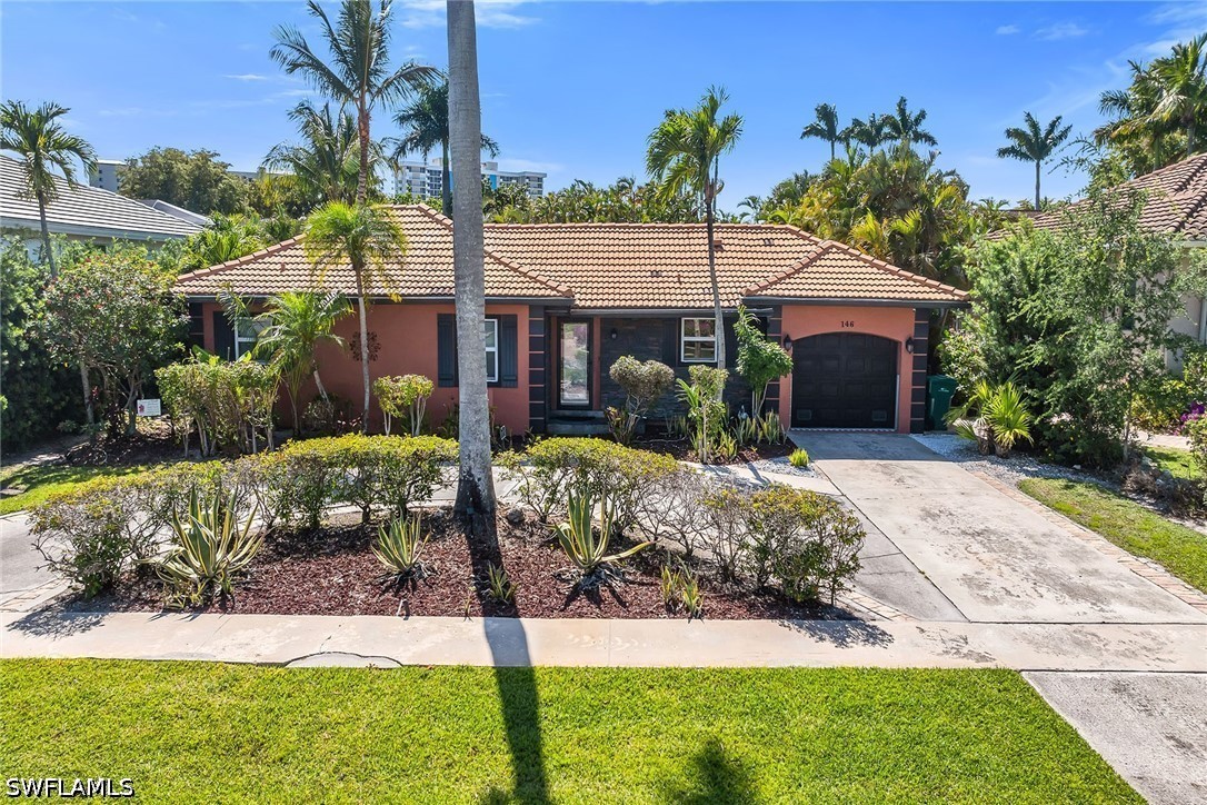 3 bed home in Marco Island