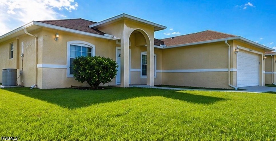 3 bed home in Lehigh Acres