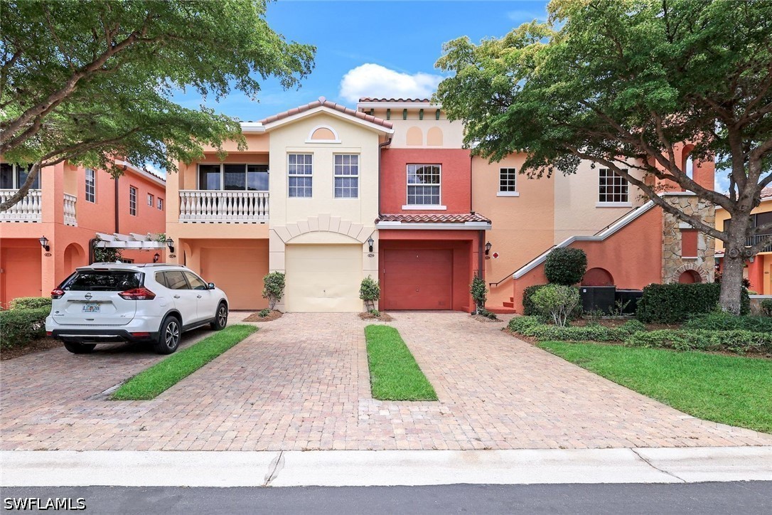 3 bed home in Estero