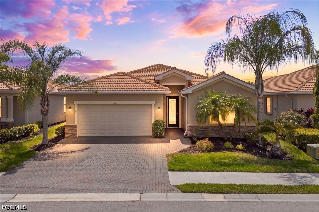3 bed home in Fort Myers
