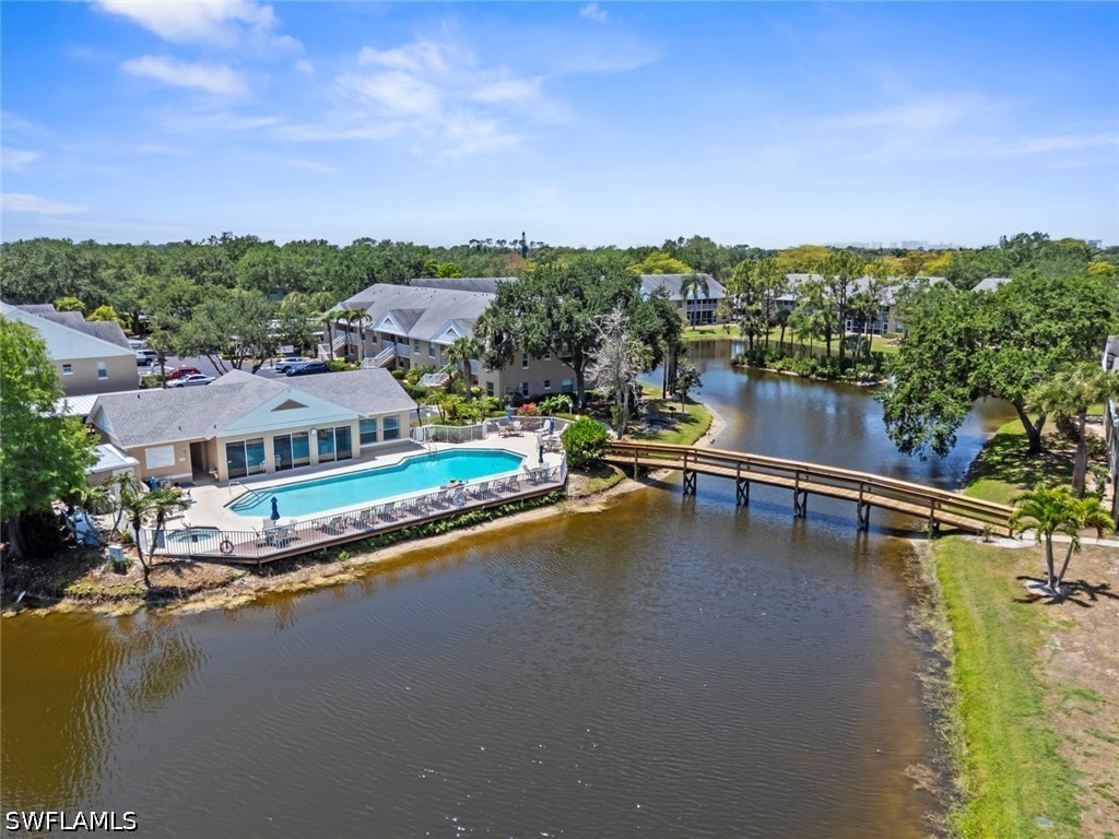 2 bed home in Naples
