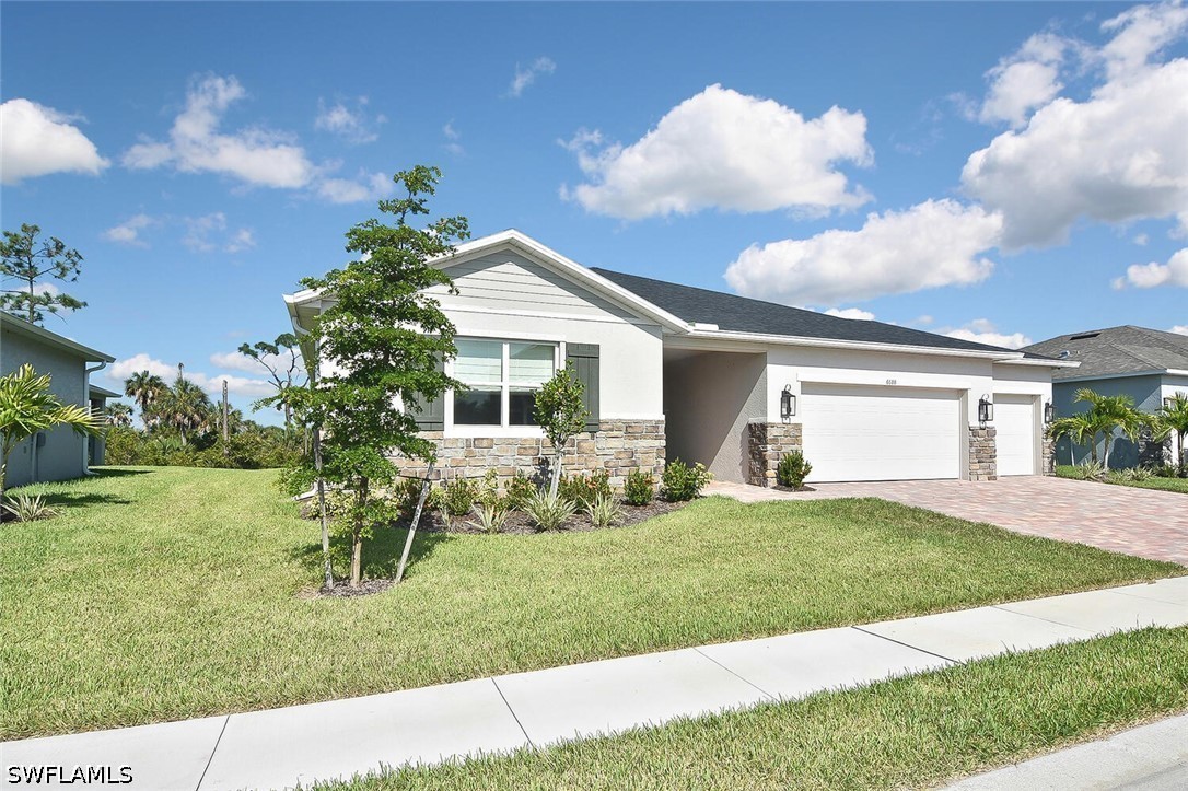 4 bed home in Fort Myers