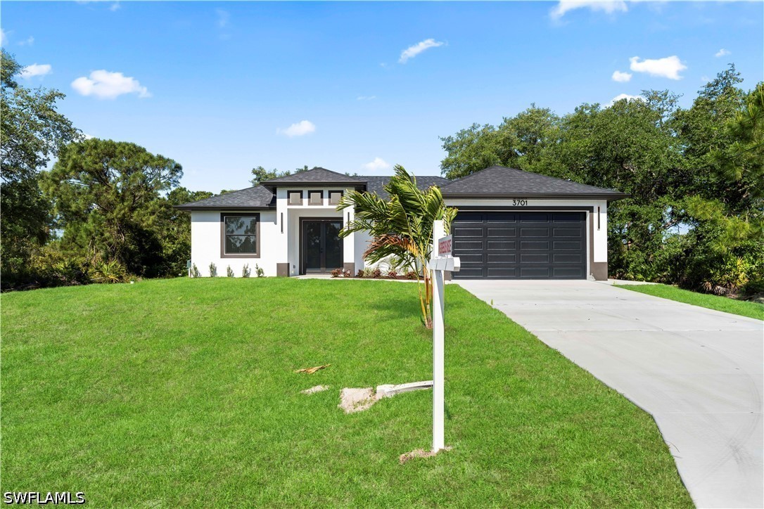 3 bed home in Lehigh Acres