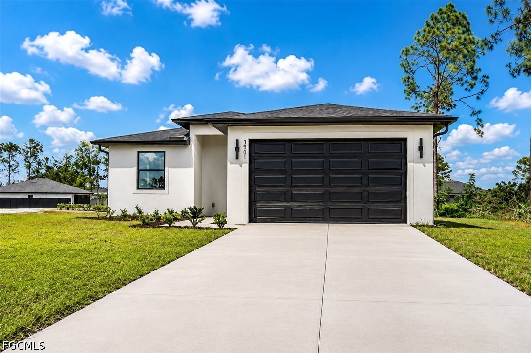 3 bed home in Lehigh Acres