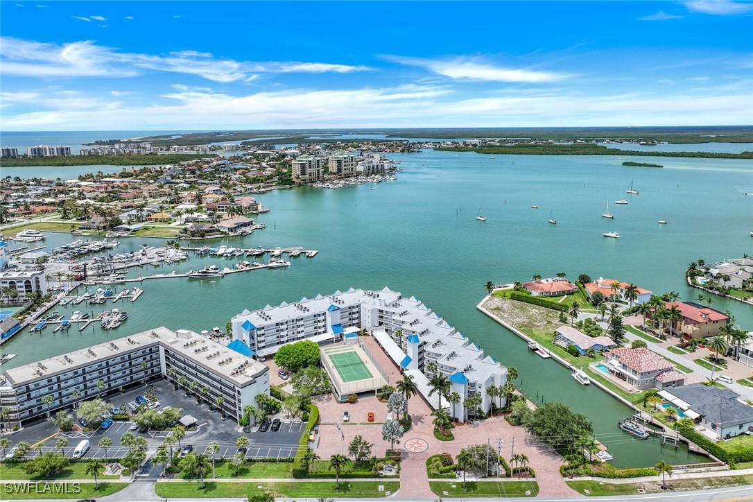 2 bed home in Marco Island