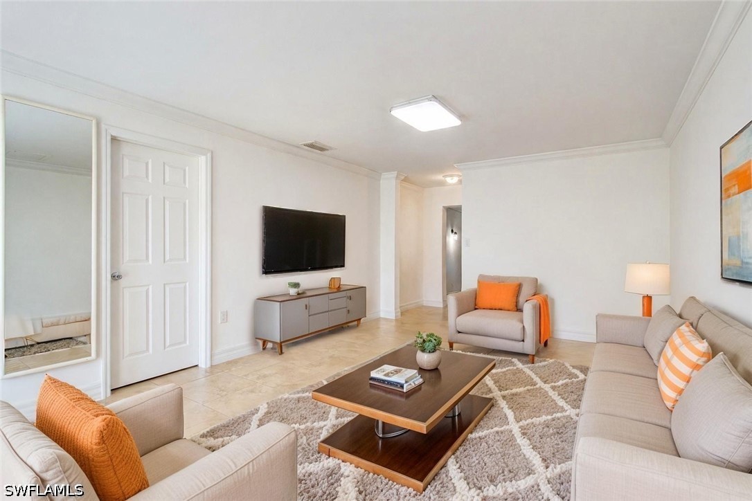 4 bed home in Naples