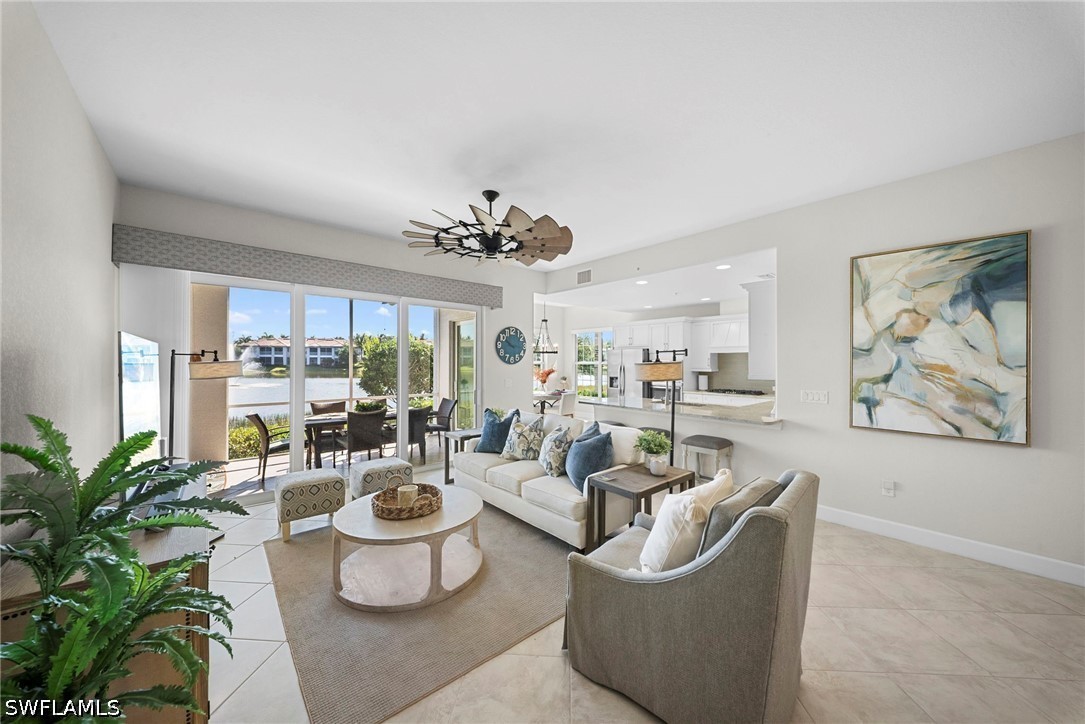 2 bed home in Naples