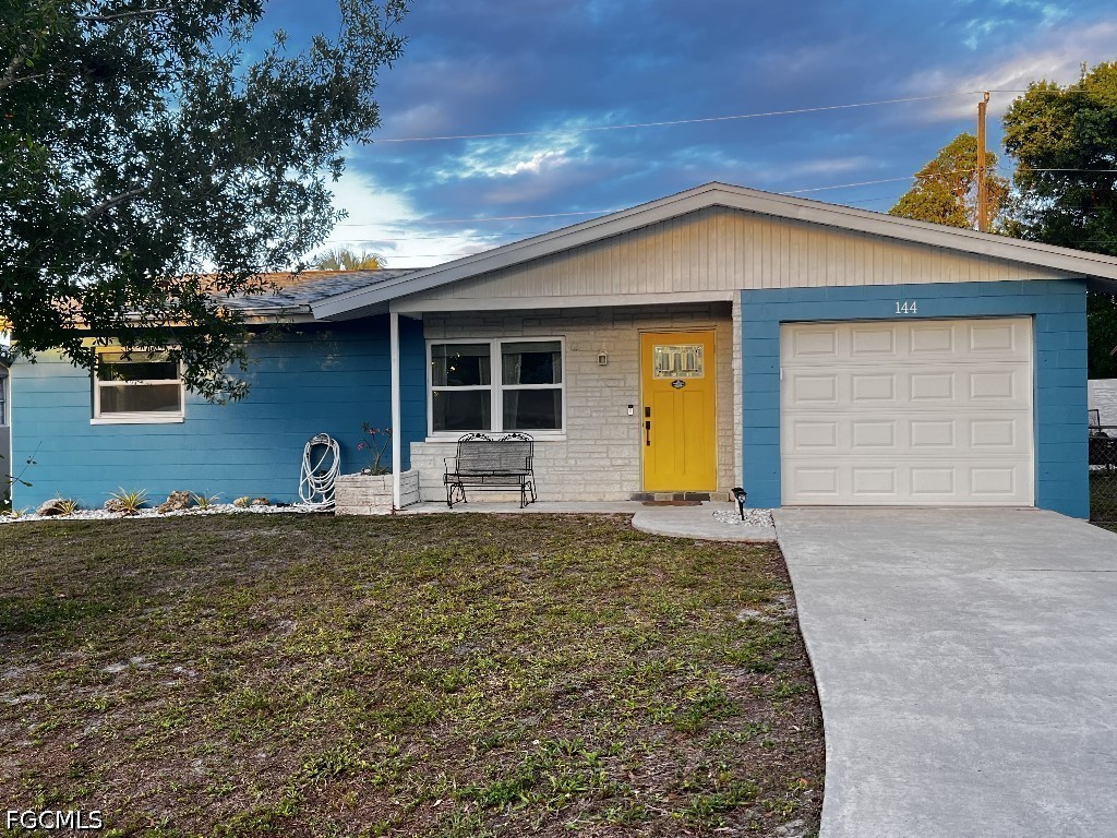 2 bed home in North Fort Myers