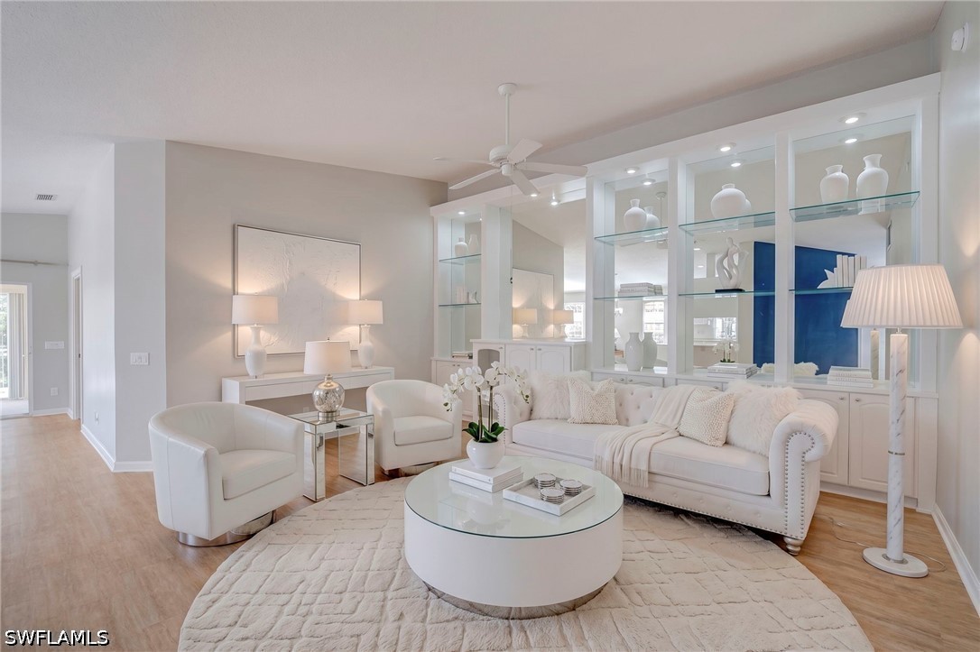 2 bed home in Naples