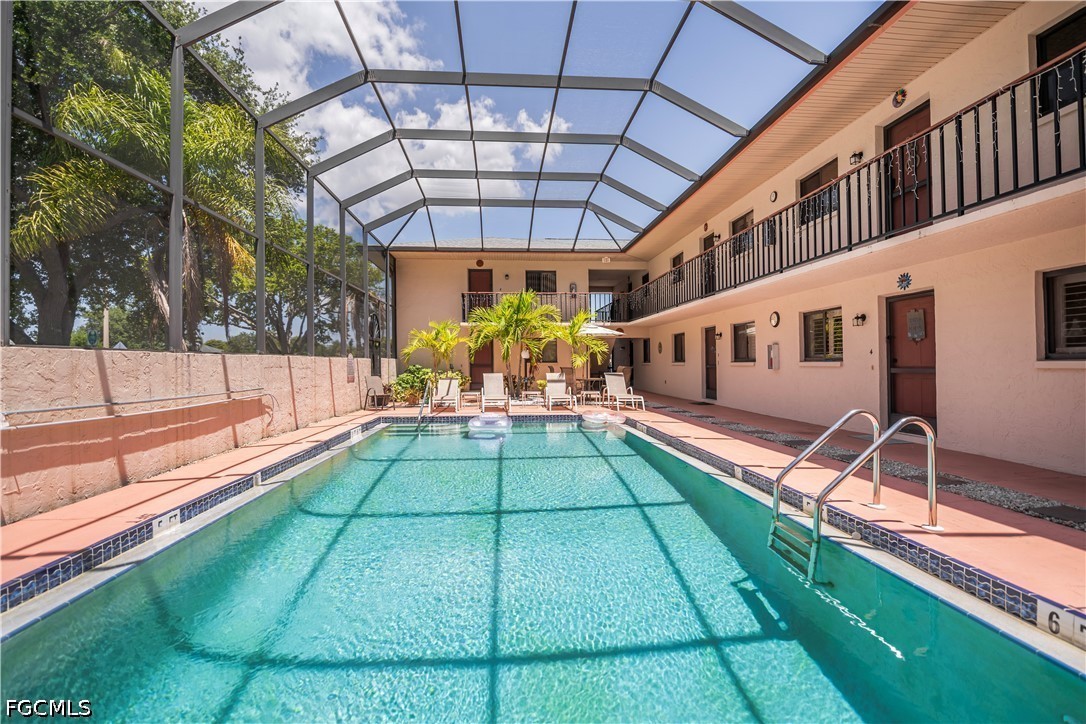 2 bed home in Cape Coral