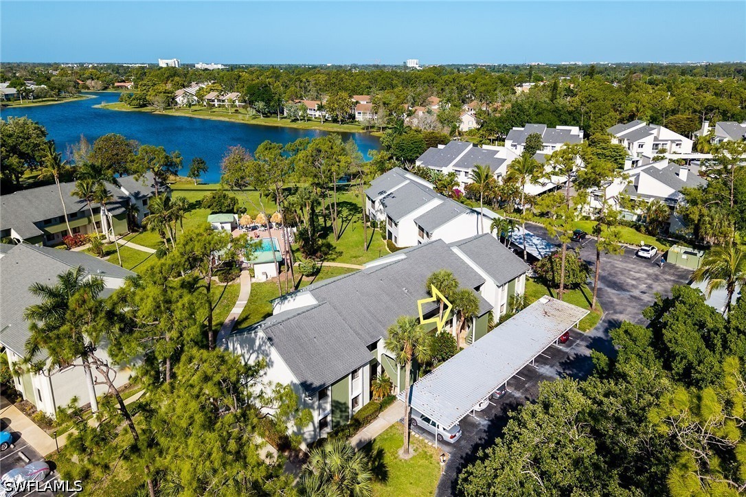 2 bed home in Naples