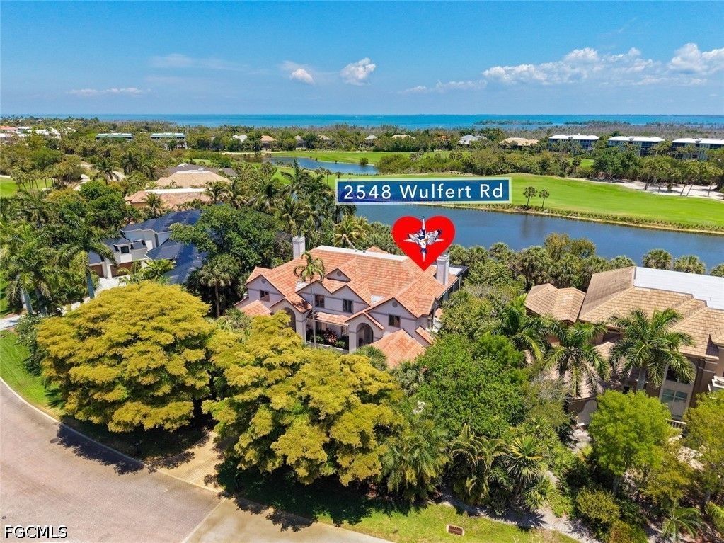 4 bed home in Sanibel