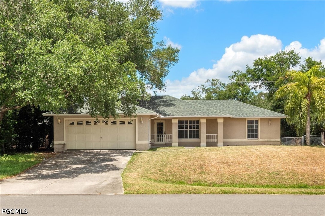 3 bed home in Fort Myers