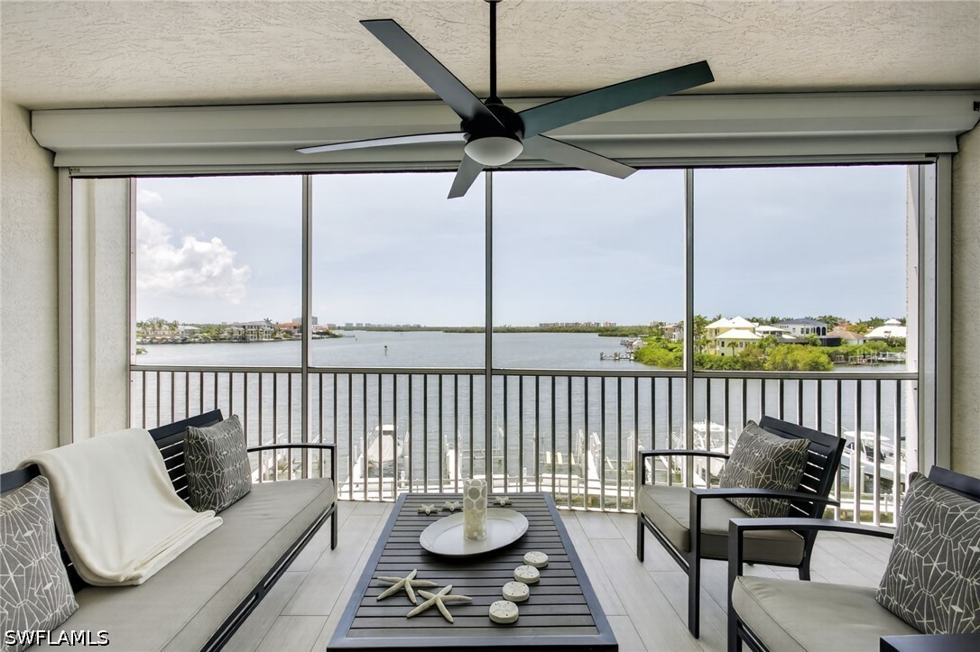 2 bed home in Bonita Springs
