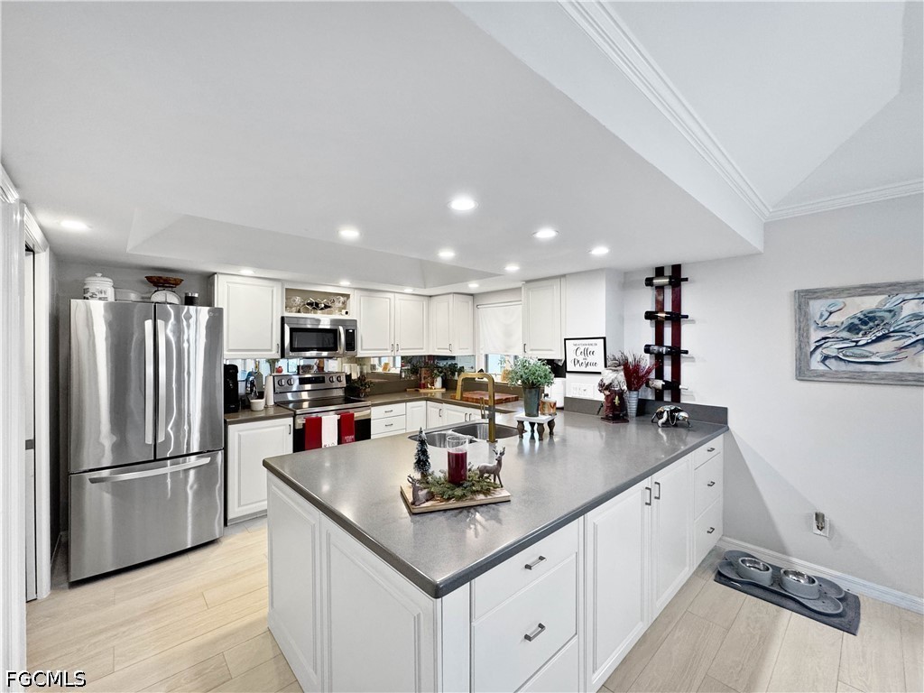 2 bed home in Naples