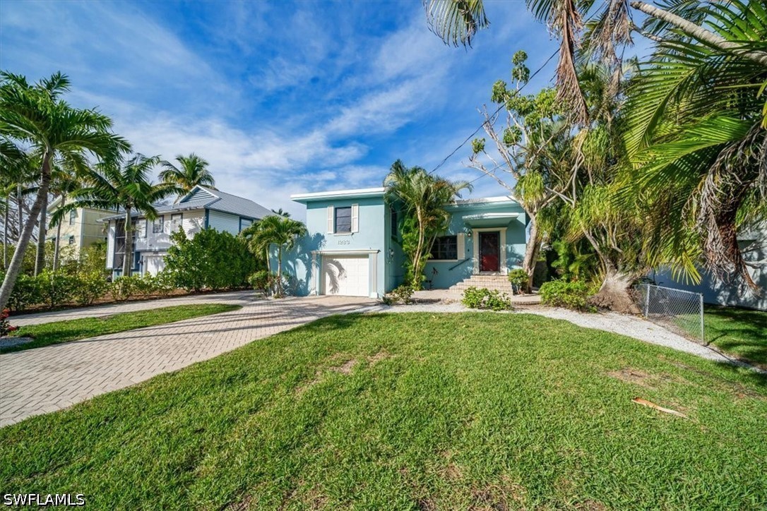 3 bed home in Naples
