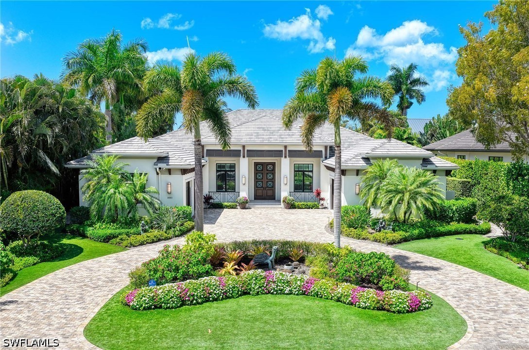 4 bed home in Naples