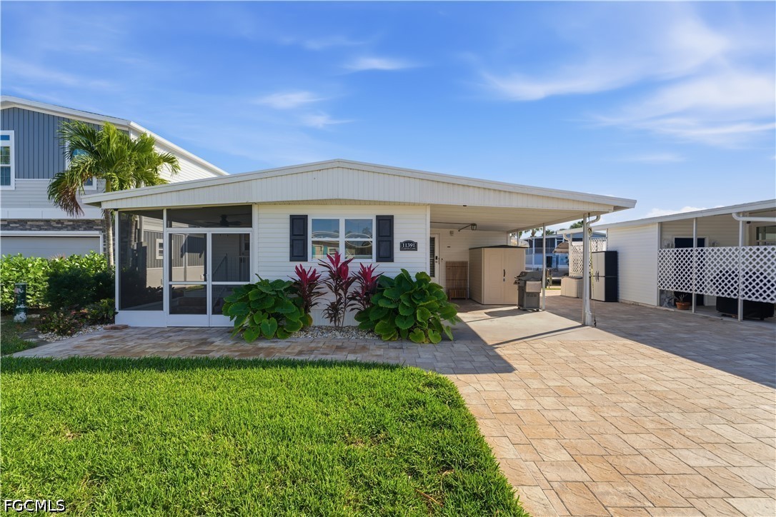 2 bed home in Fort Myers Beach
