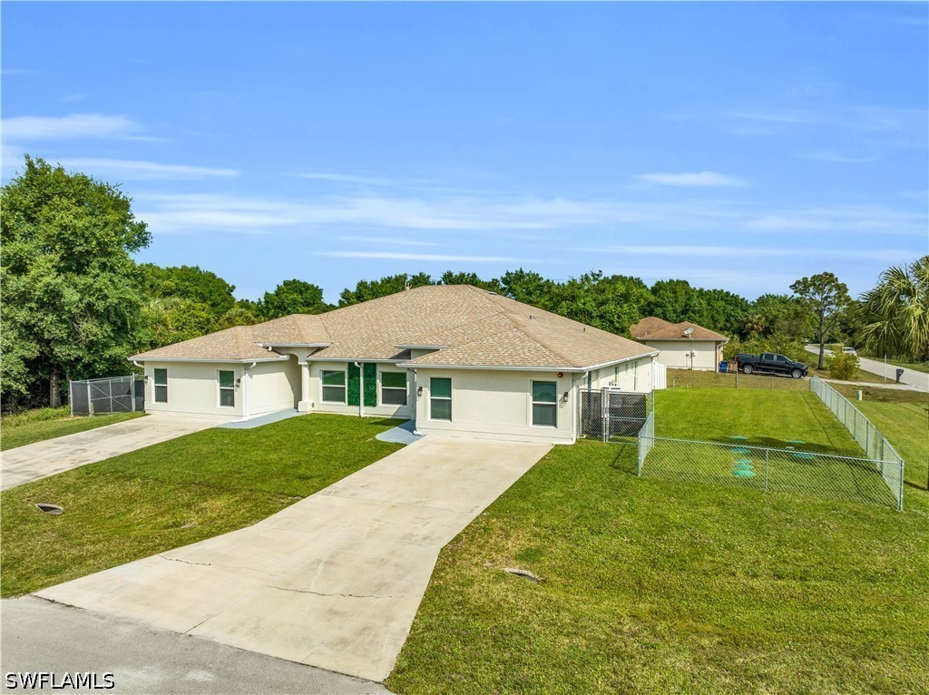 6 bed home in Fort Myers