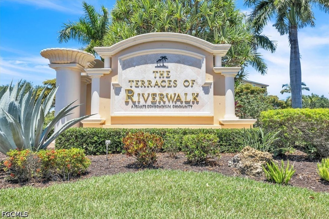 2 bed home in Fort Myers