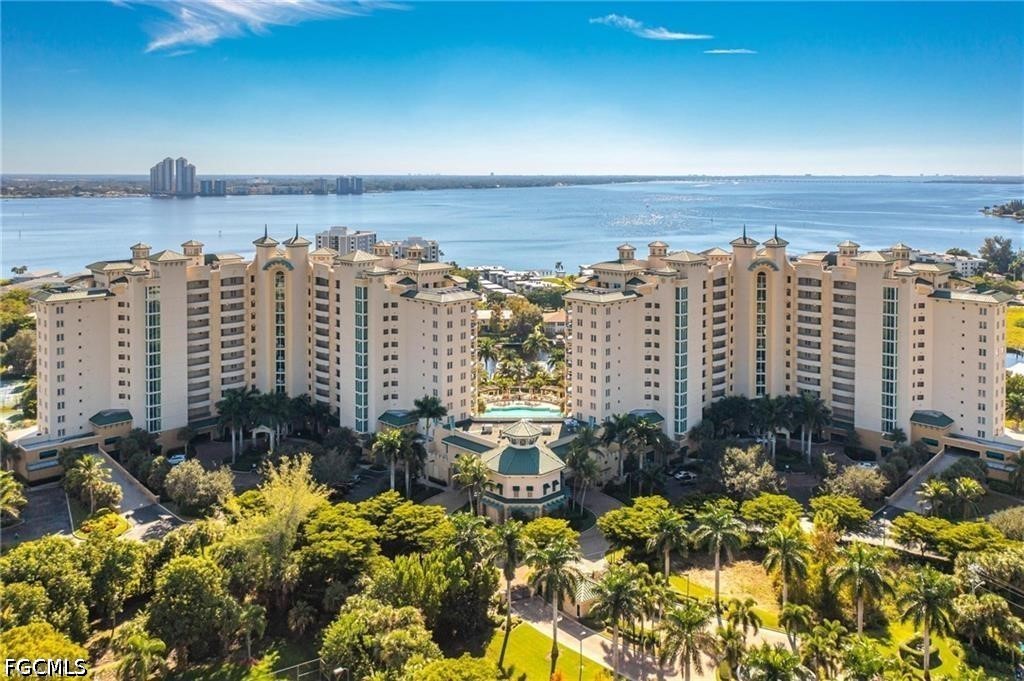2 bed home in North Fort Myers
