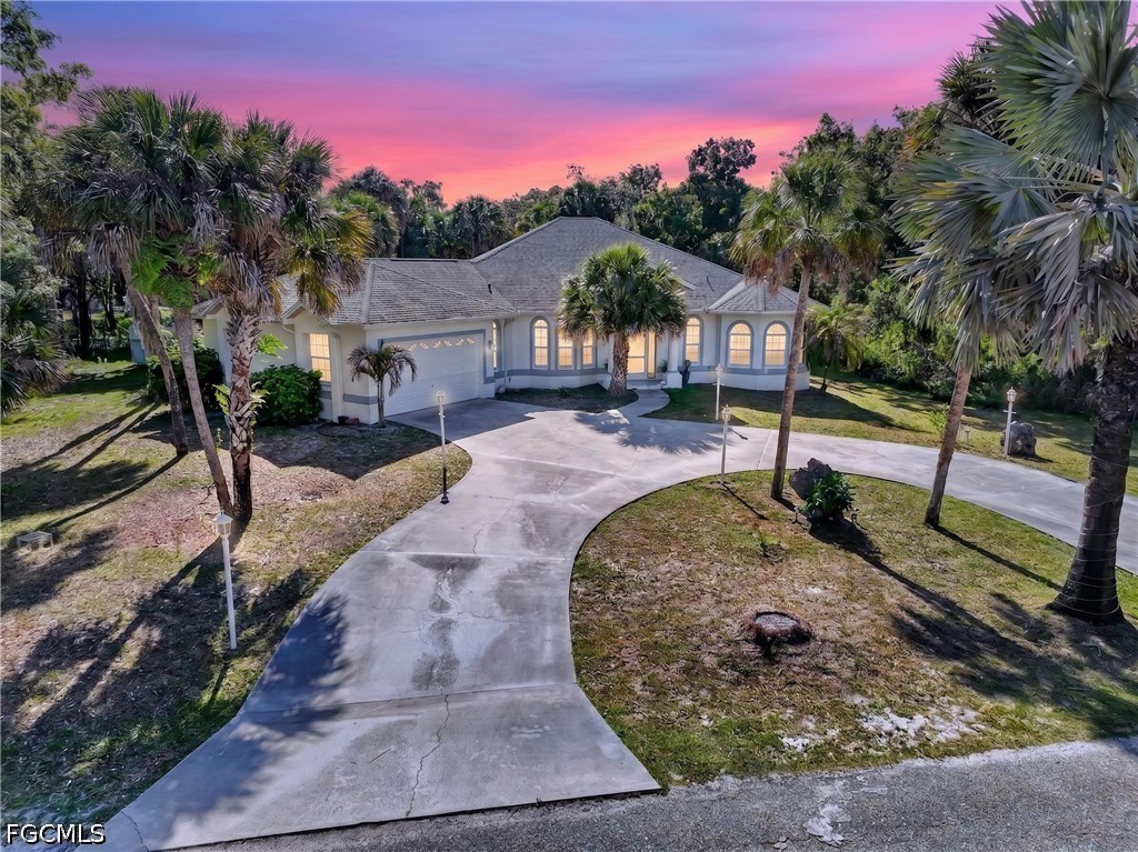 4 bed home in Lehigh Acres
