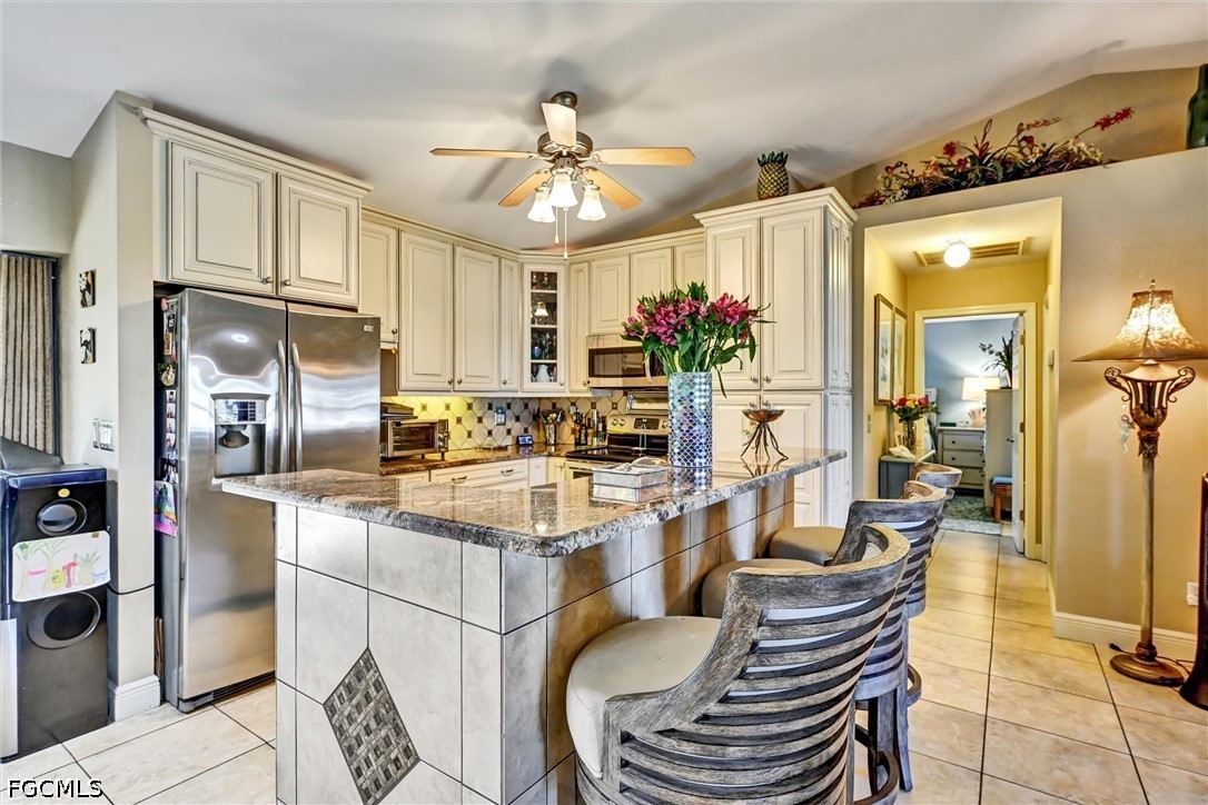 3 bed home in Cape Coral