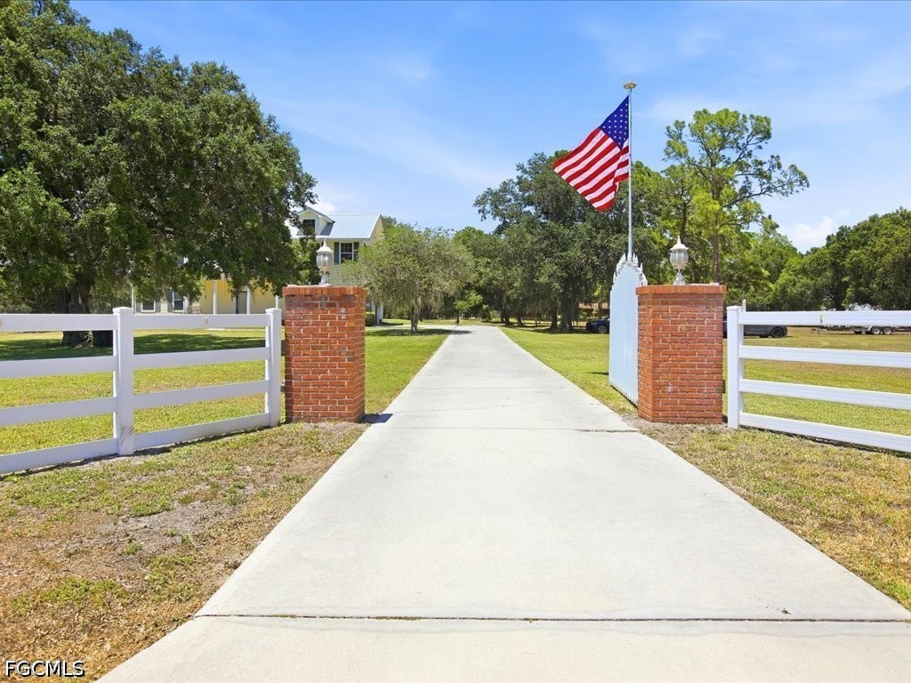 4 bed home in Alva