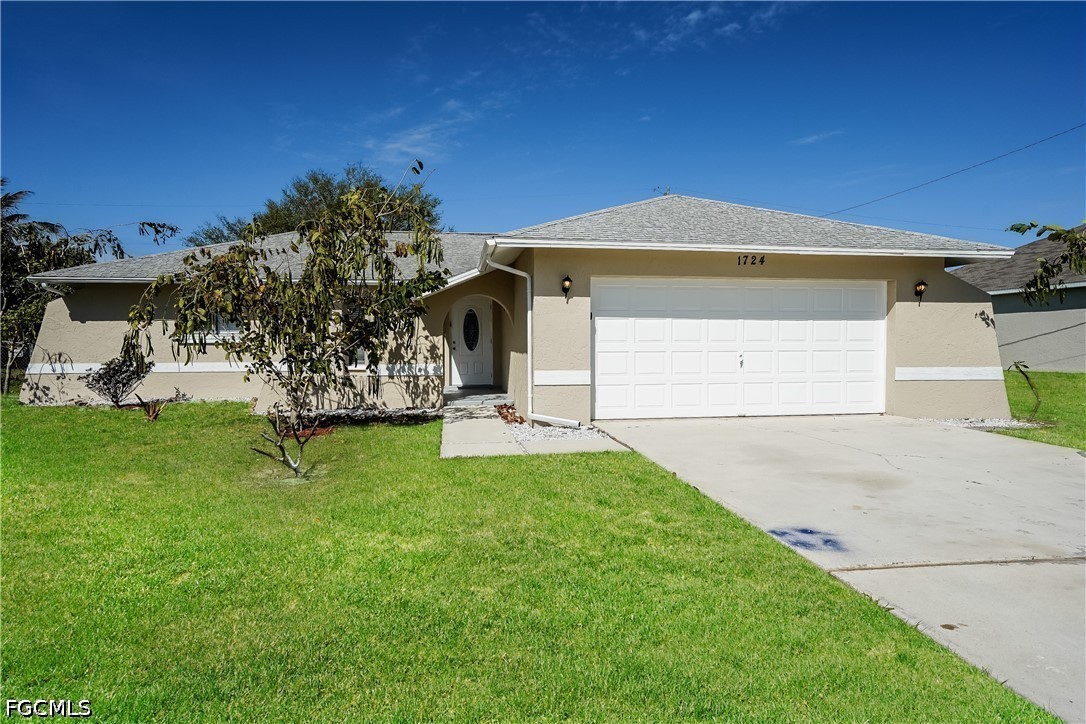 3 bed home in Cape Coral