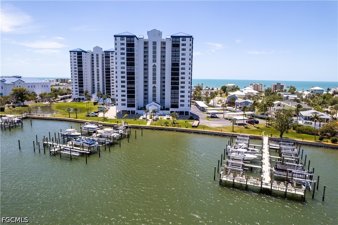 2 bed home in Fort Myers Beach