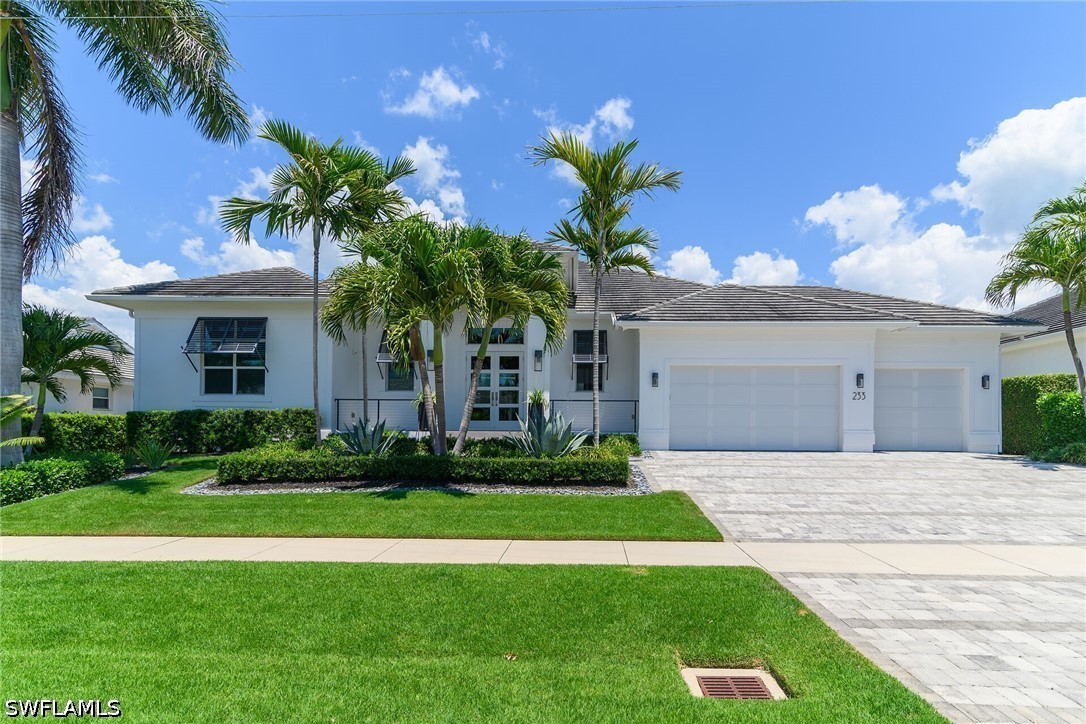 4 bed home in Marco Island