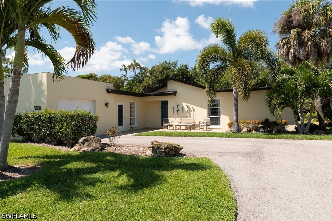 3 bed home in Naples