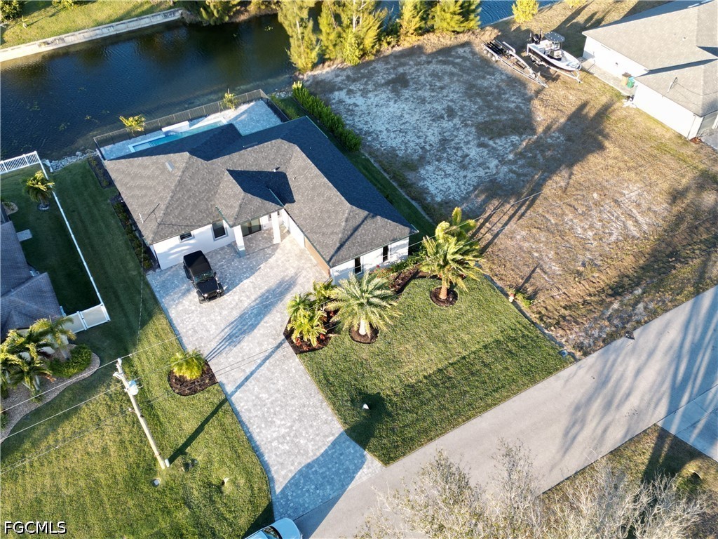 3 bed home in Cape Coral