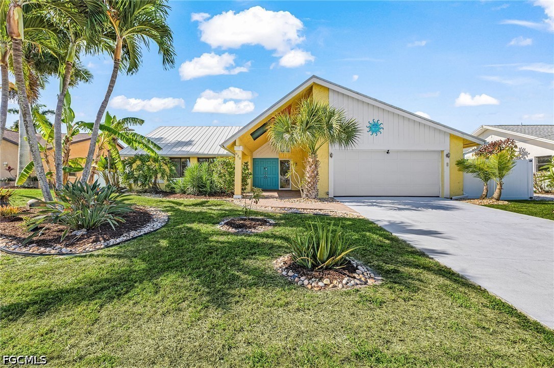 3 bed home in Cape Coral