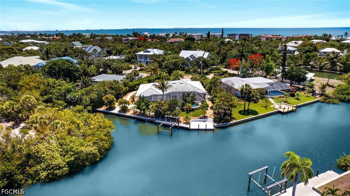 4 bed home in Sanibel