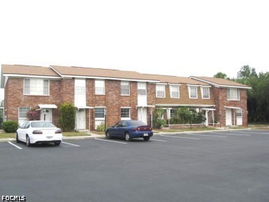 2 bed home in Fort Myers