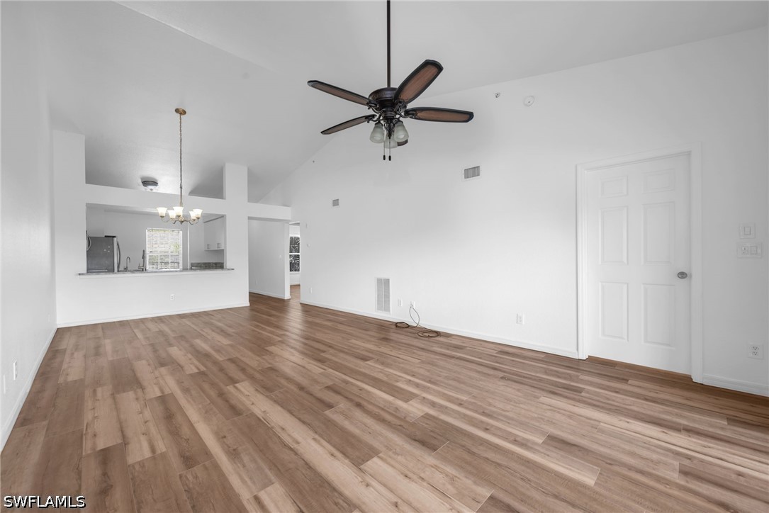2 bed home in Naples