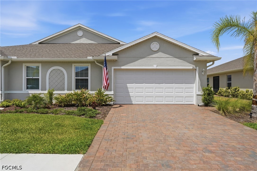 2 bed home in North Fort Myers