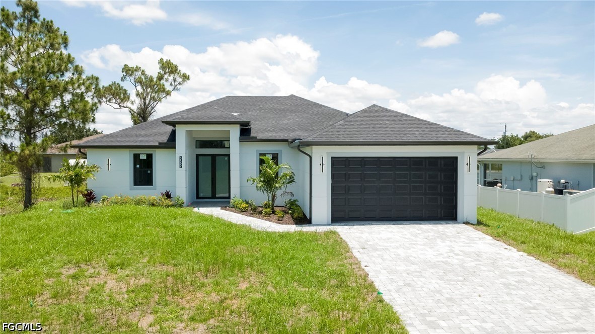 3 bed home in Lehigh Acres