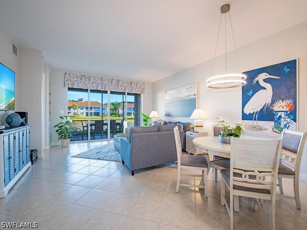 2 bed home in Naples
