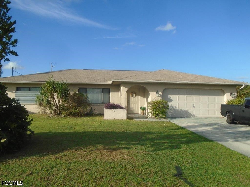 3 bed home in Cape Coral