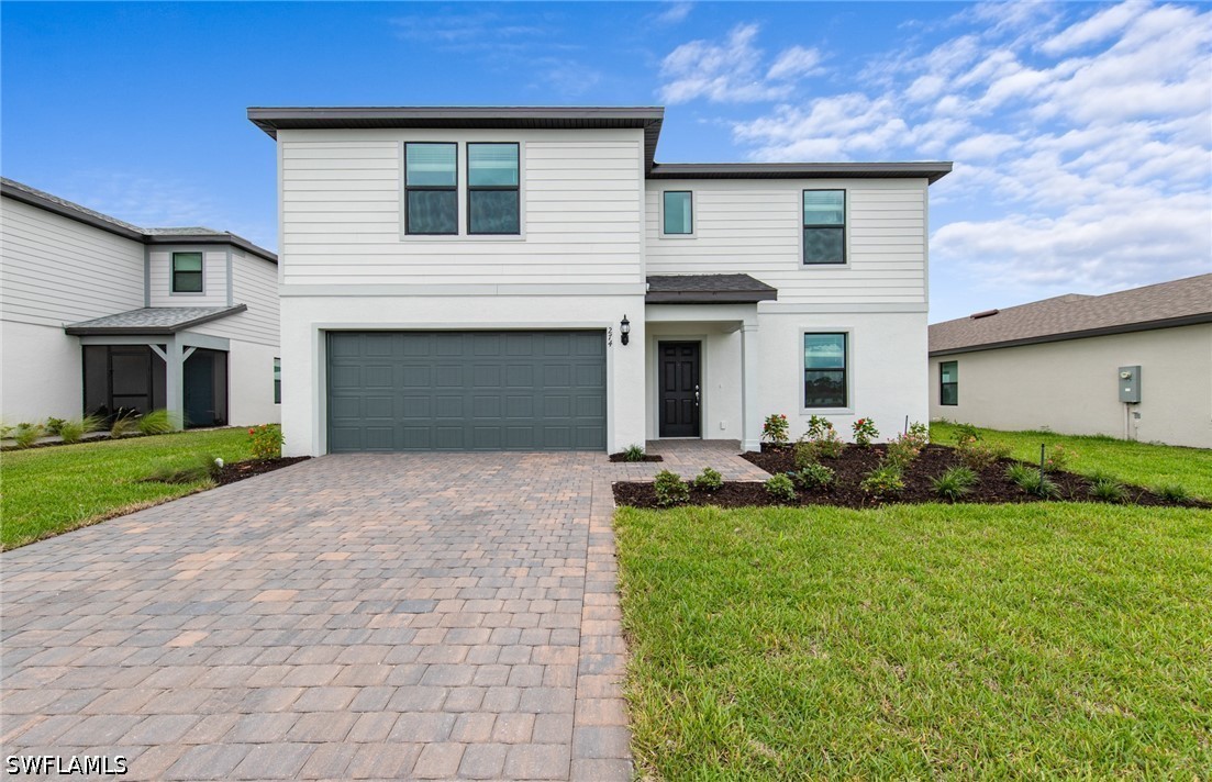 4 bed home in Lehigh Acres