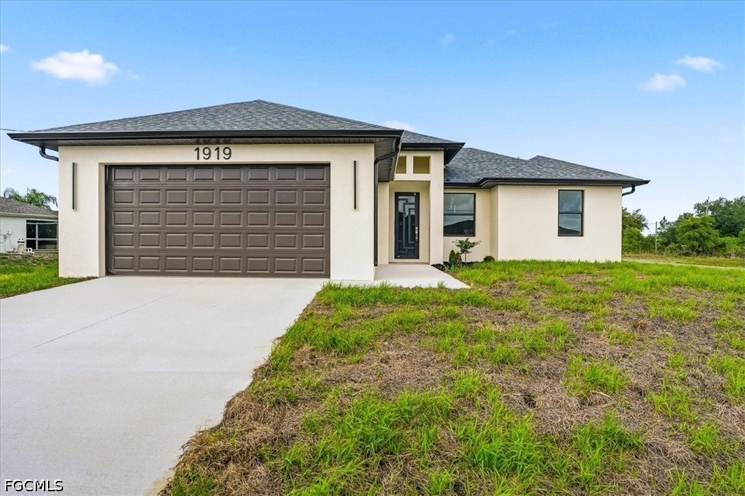 3 bed home in Lehigh Acres