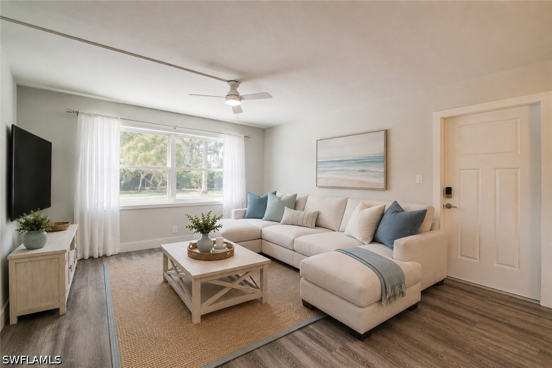 2 bed home in Naples