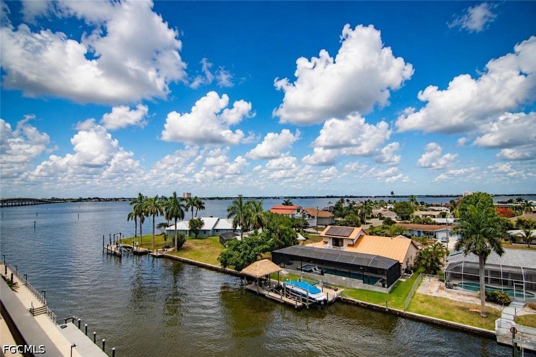 2 bed home in Cape Coral
