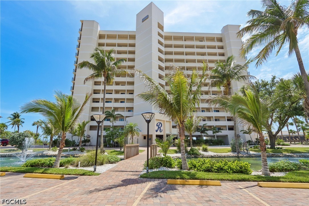 2 bed home in Fort Myers Beach