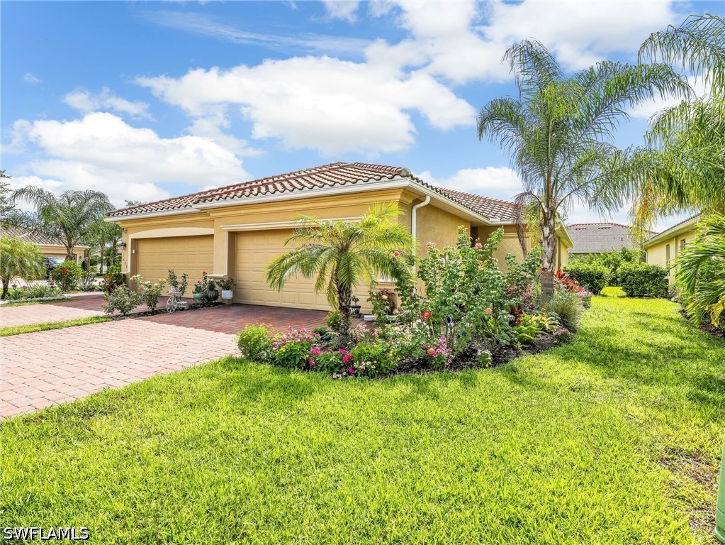 3 bed home in Naples