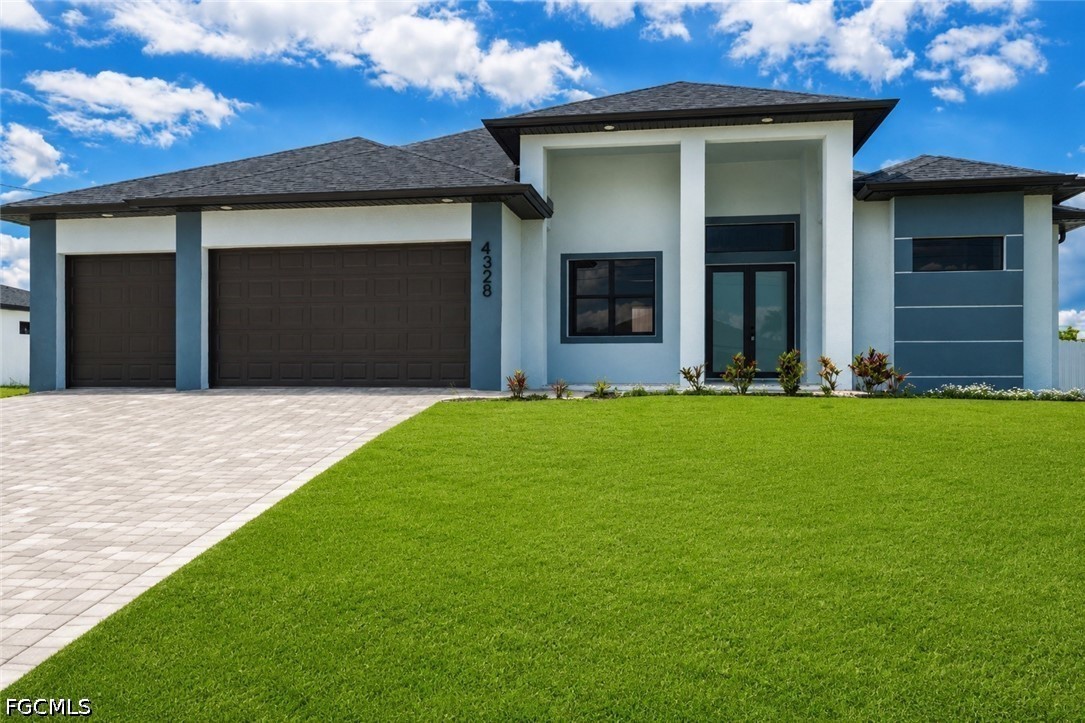 3 bed home in Cape Coral
