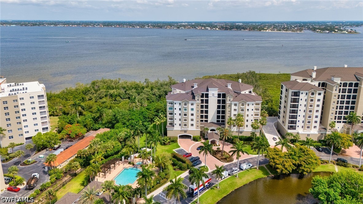 2 bed home in Fort Myers