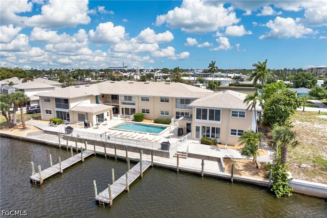 2 bed home in Cape Coral